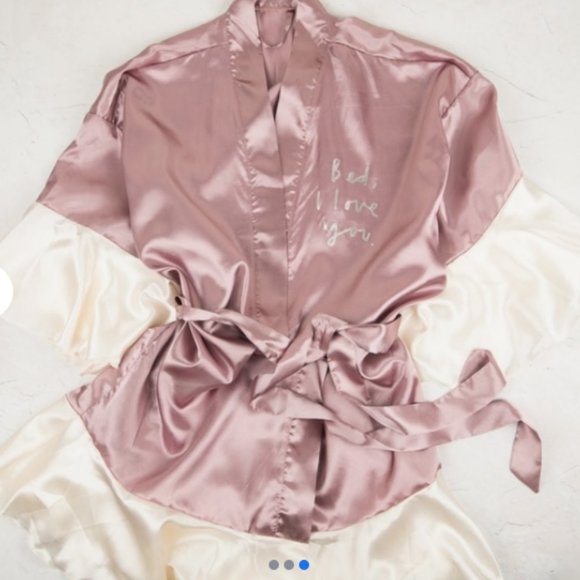 New Robe by Viola One size - Picture 3 of 7